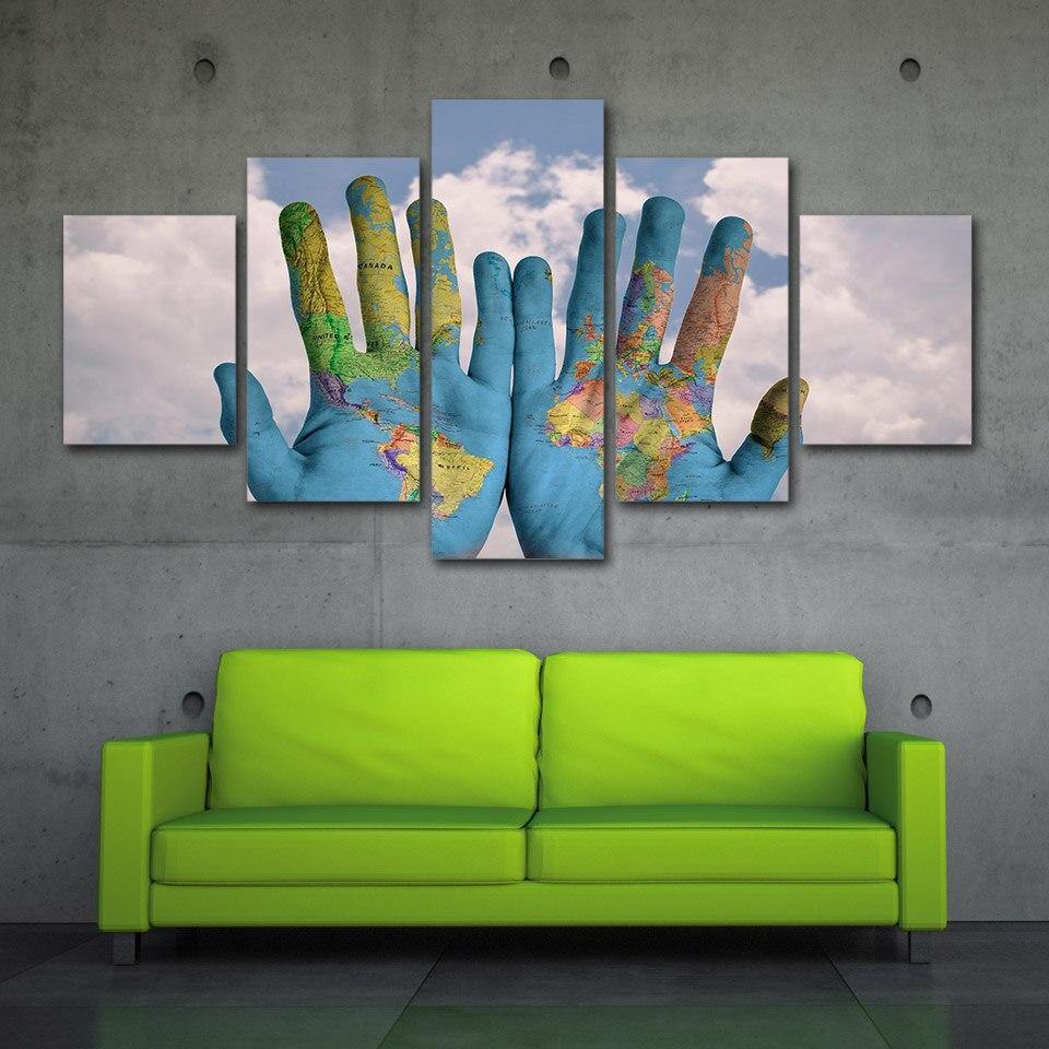 MONDE DANS LES MAINS - Tableau mural sur toile imprimée - Art-Cadre.fr